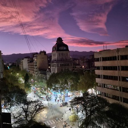 メンドーサGaribaldiアパートメント エクステリア 写真